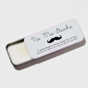 NIB No Mo-Stache (24) waxing strips portable kit